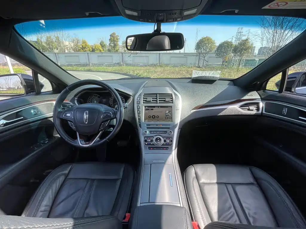 LINCOLN MKZ 2017