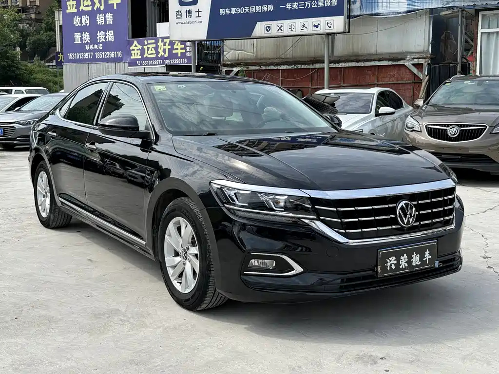 VOLKSWAGEN PASSAT 2021