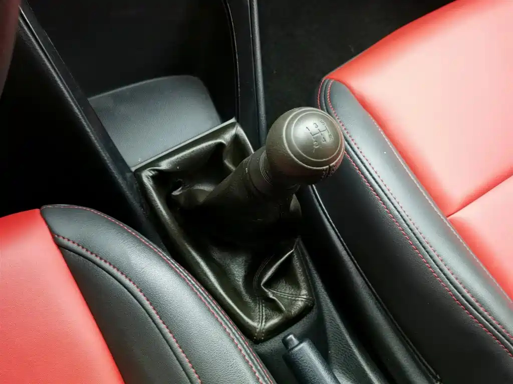 TOYOTA VIOS 2015