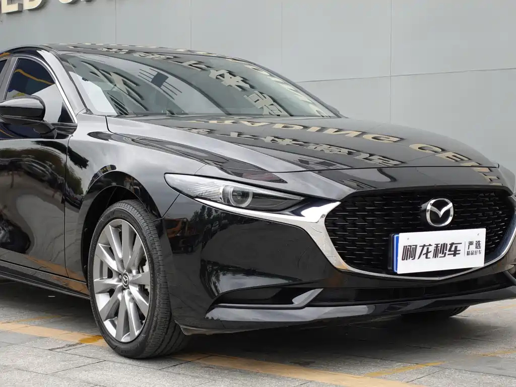 MAZDA 3 AXELA 2021