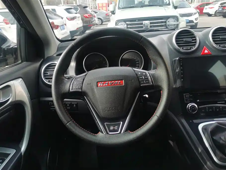 HAVAL H6 2015