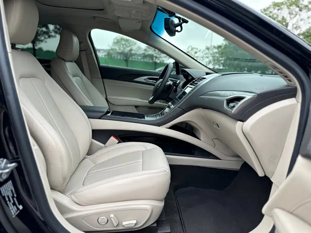 LINCOLN MKZ 2021