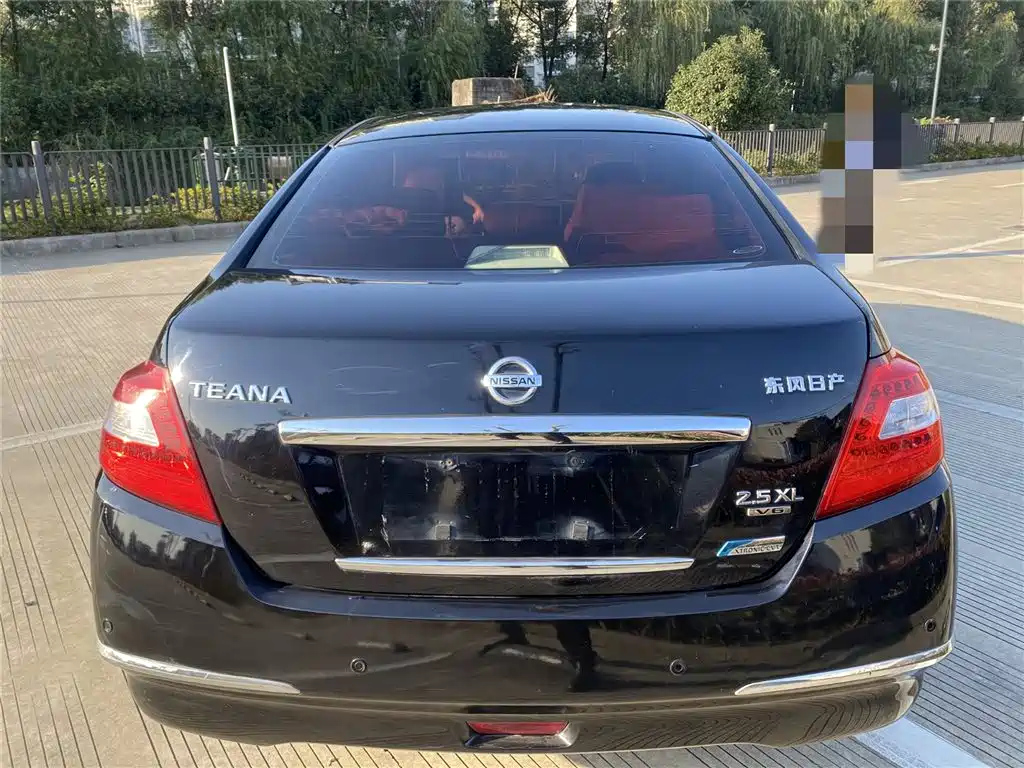 NISSAN TEANA 2009