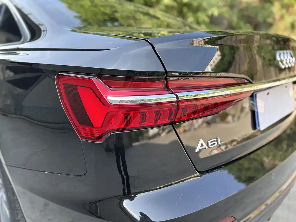 AUDI A6L 2020