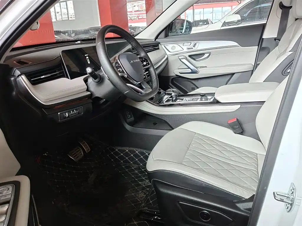 JETOUR X70 PLUS 2023