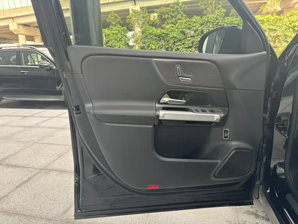 MERCEDES BENZ GLB 2022