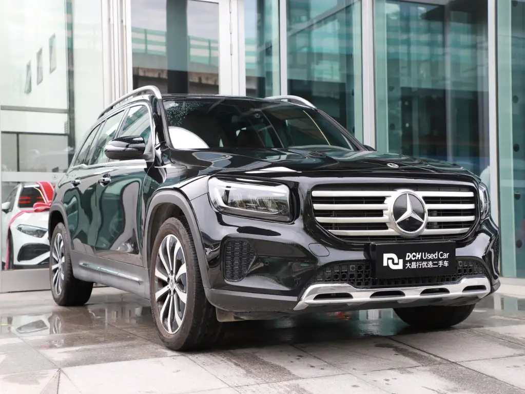 MERCEDES BENZ GLB 2024