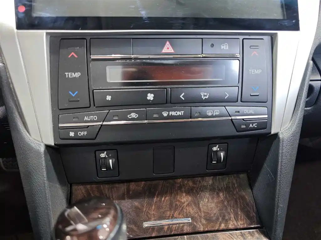 TOYOTA CAMRY 2015