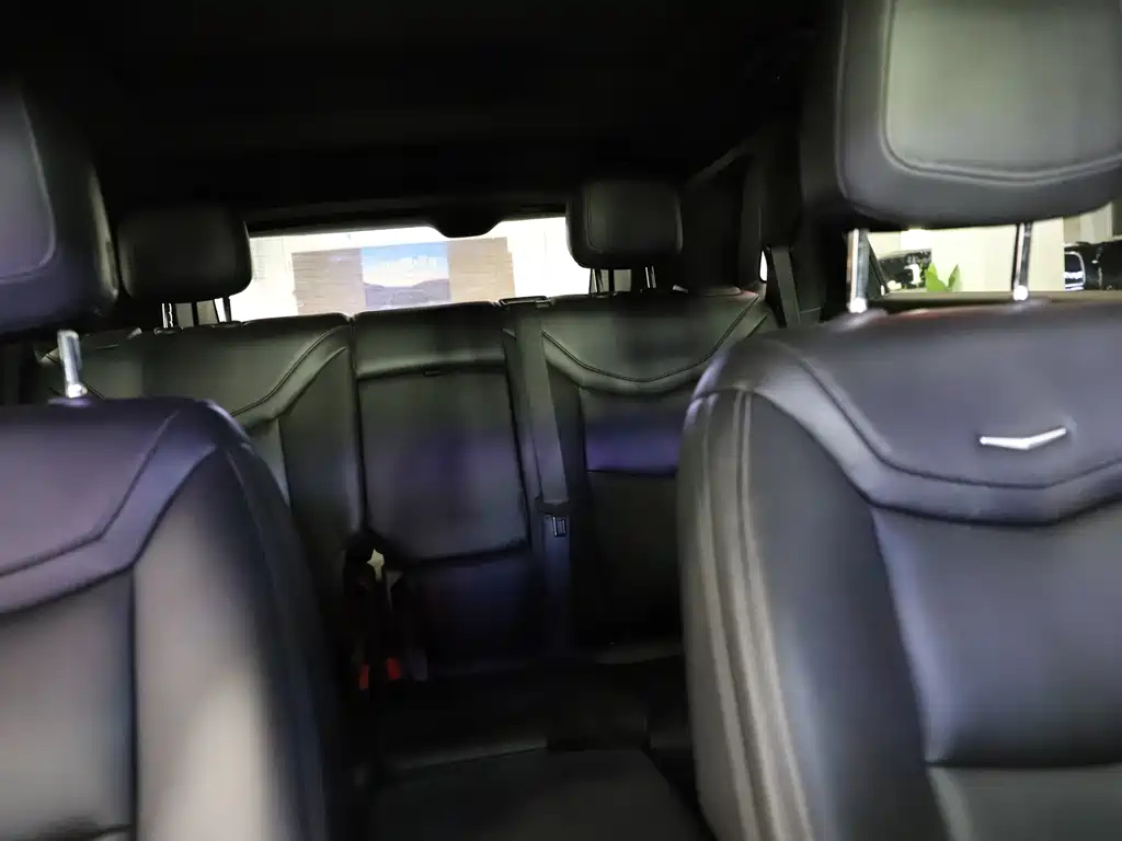 CADILLAC XT5 2021