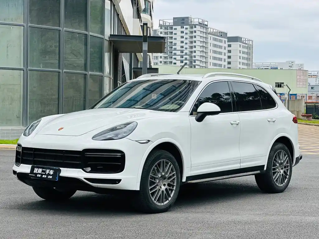 PORSCHE CAYENNE 2011
