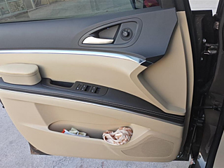 BUICK GL8  2023 YEAR FACELIFT LAND BUSINESS CLASS LUXURY 2023