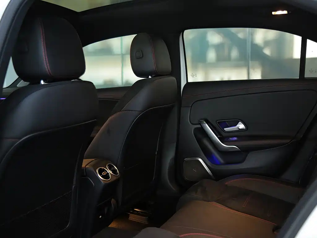 MERCEDES BENZ A-CLASS 2024