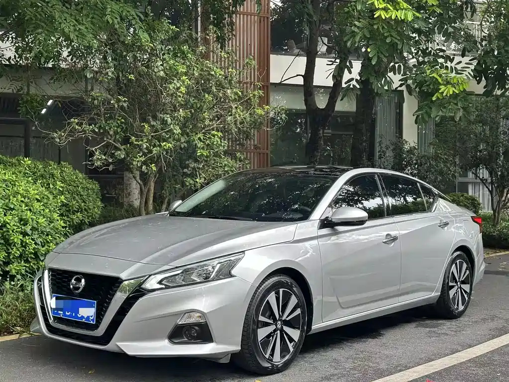 NISSAN TEANA 2021