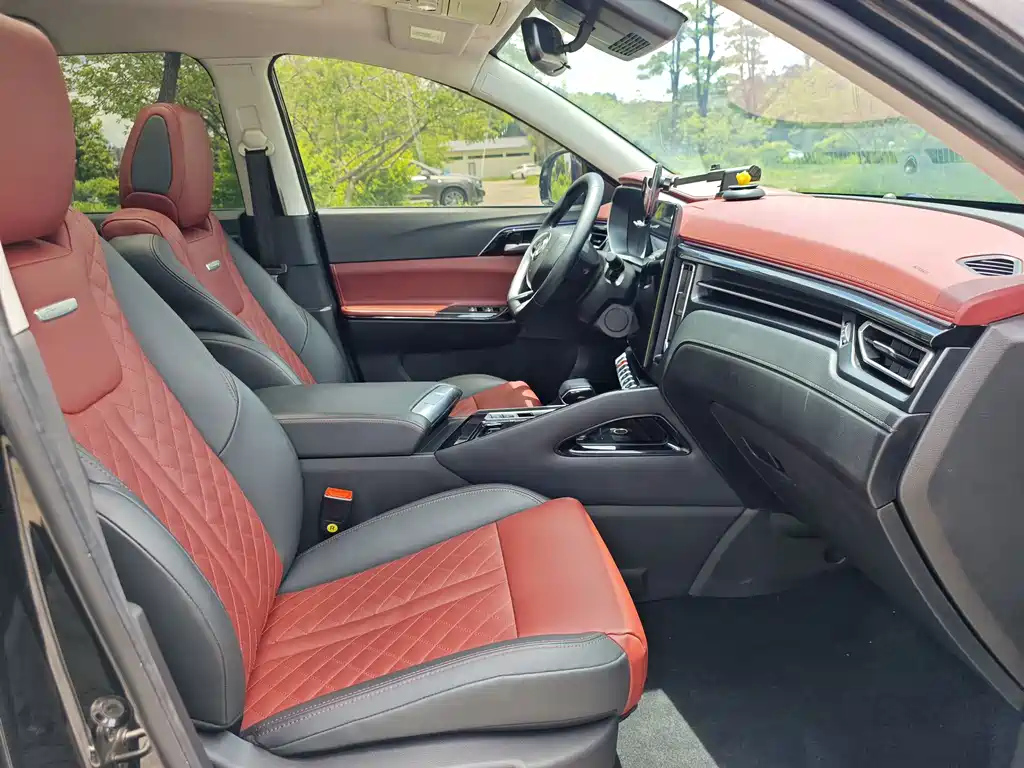DONGFENG FORTHING T5 2018