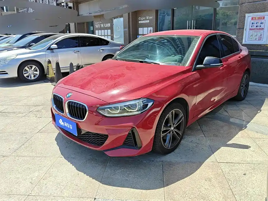 BMW 1-SERIES 2022