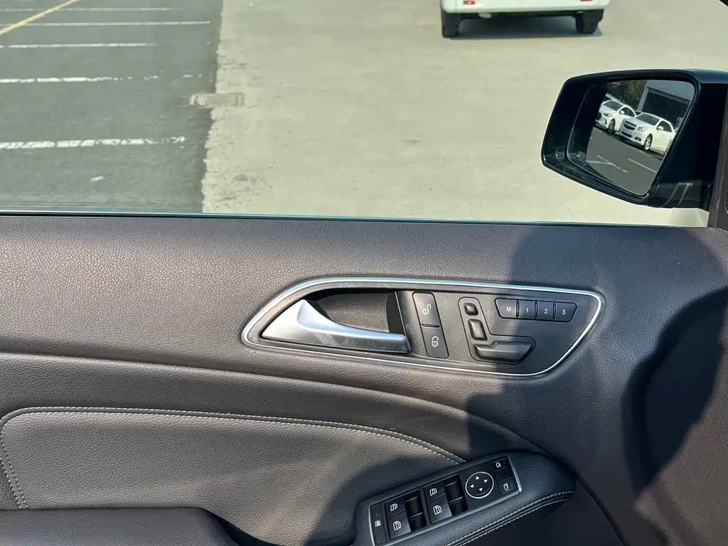 MERCEDES BENZ B-CLASS 2012