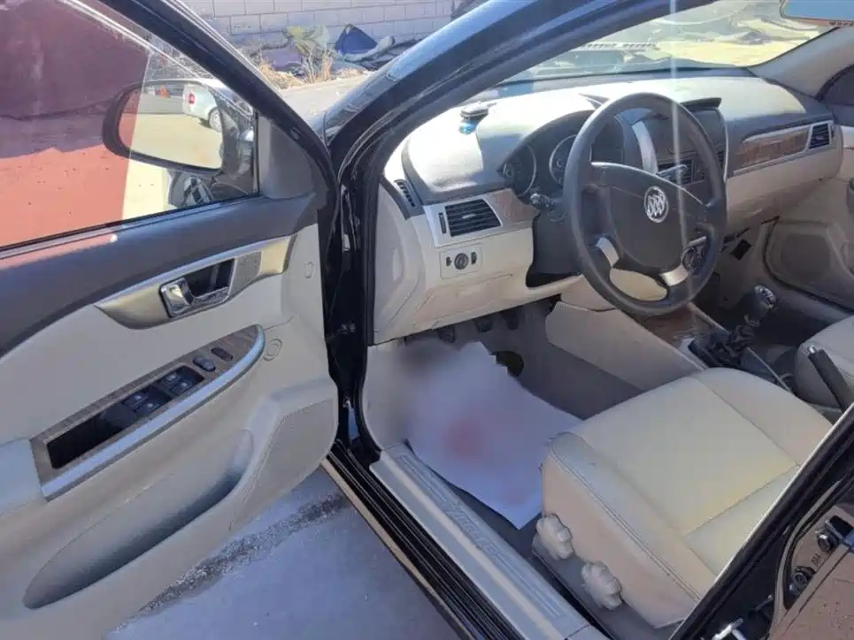 BUICK EXCELLE 2015