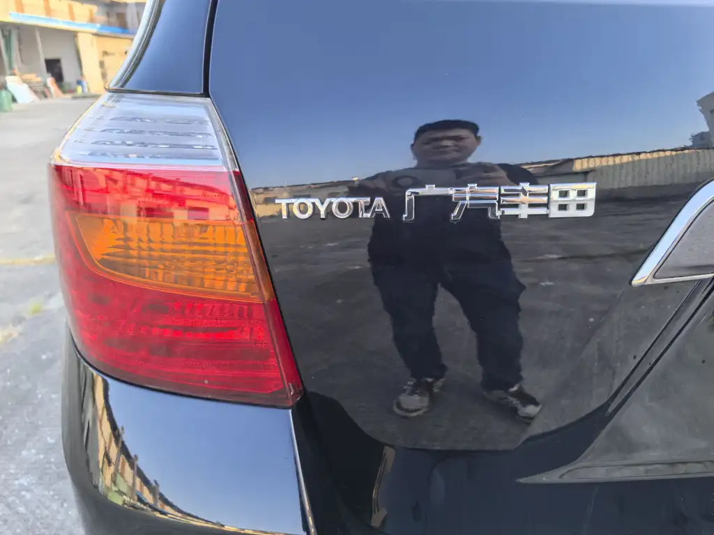 TOYOTA HIGHLANDER 2012