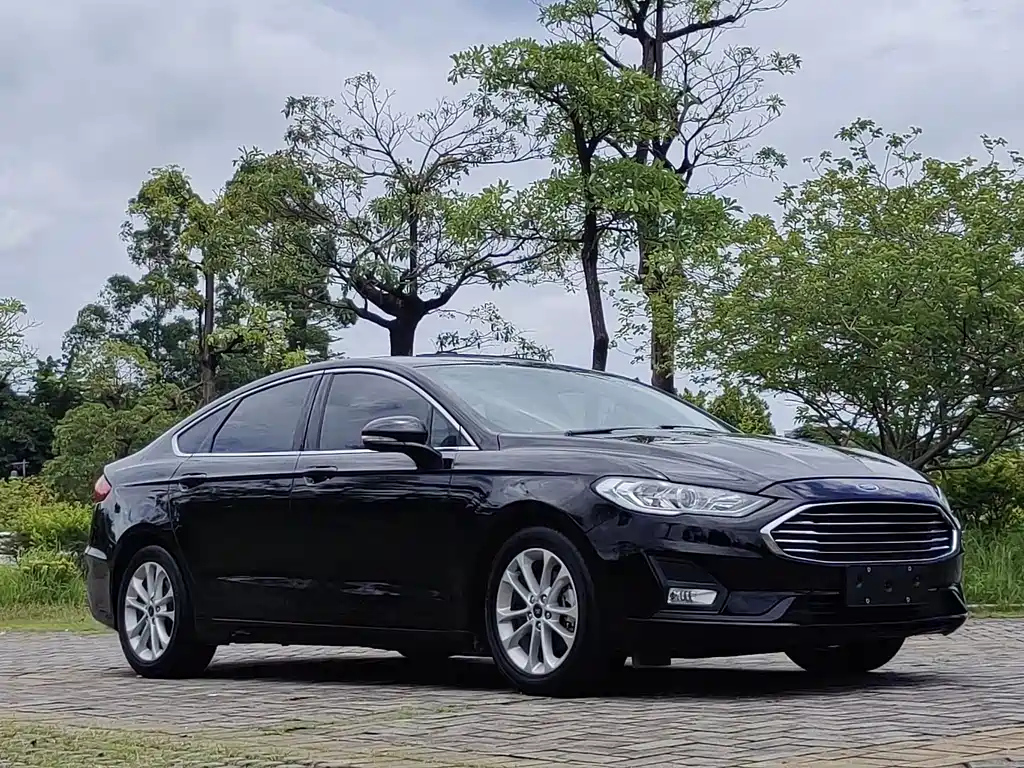 FORD MONDEO 2020