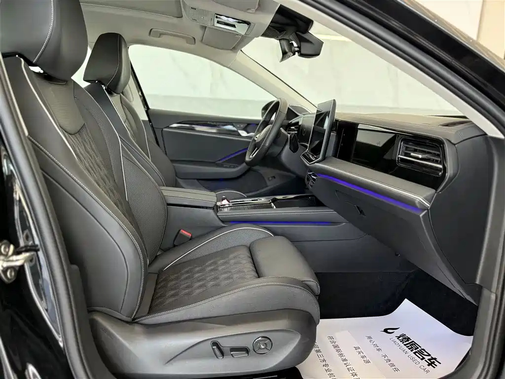 VOLKSWAGEN MAGOTAN 2024