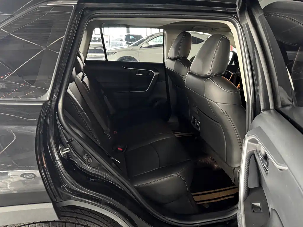 TOYOTA RAV4 RONGFANG 2021