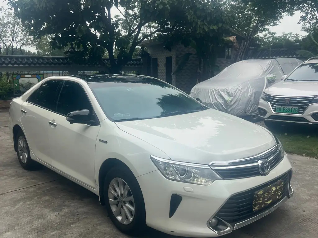 TOYOTA CAMRY 2015