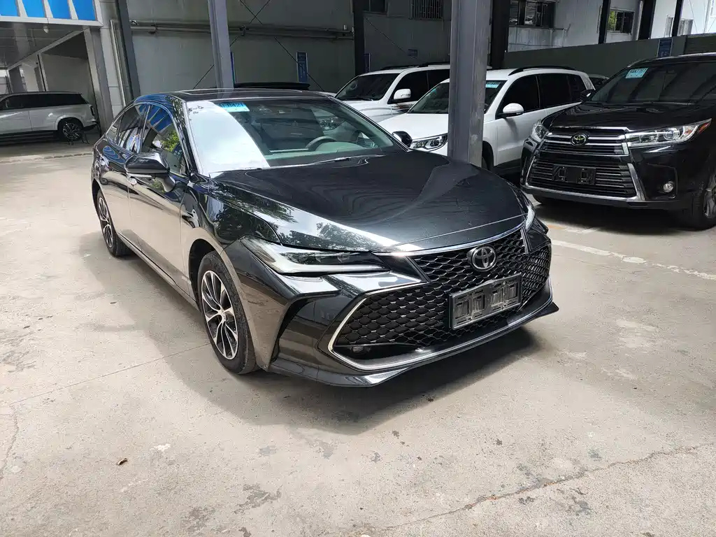 TOYOTA AVALON 2022