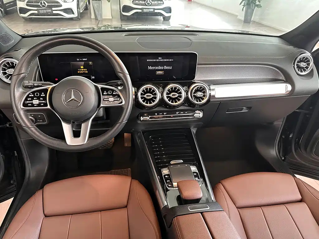 MERCEDES BENZ GLB 2020