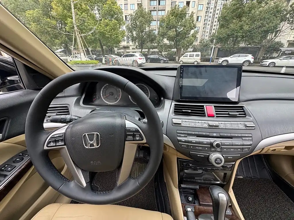 HONDA ACCORD 2010