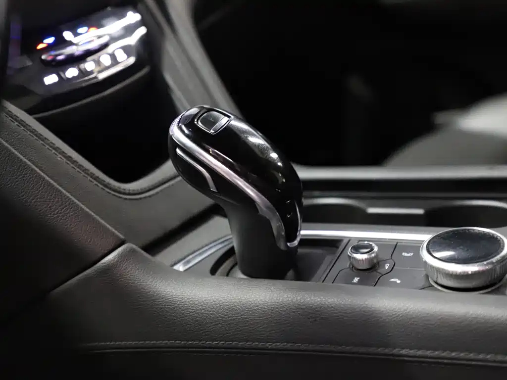 CADILLAC XT5 2021