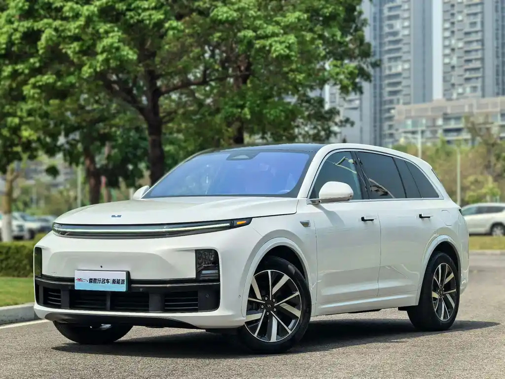 LI AUTO L7 2023