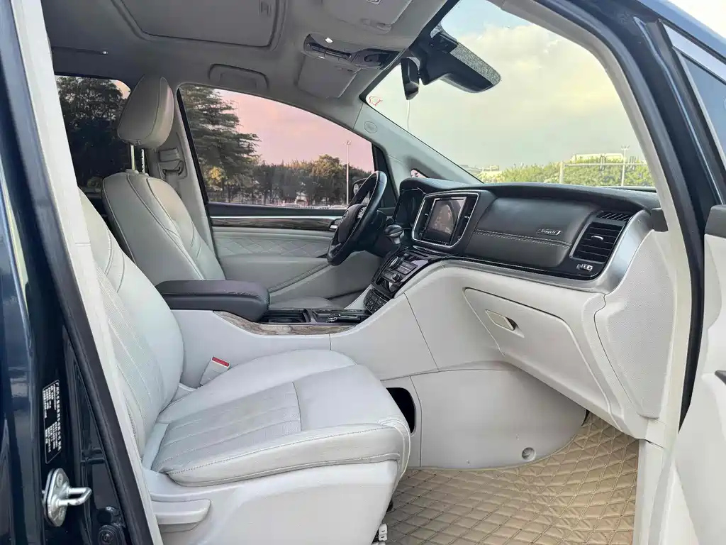 TRUMPCHI M8 2018