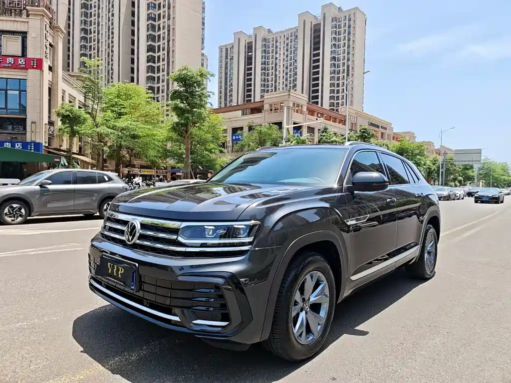 VOLKSWAGEN TOURAN 2021