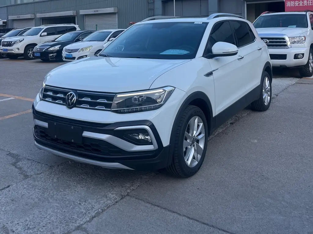 VOLKSWAGEN T-CROSS 2023