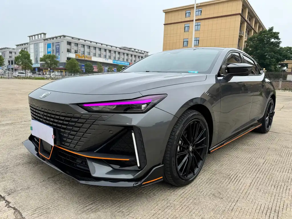CHANGAN UNI-V 2023