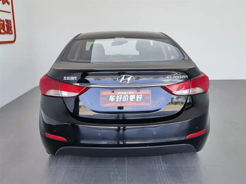 HYUNDAI ELANTRA 2013