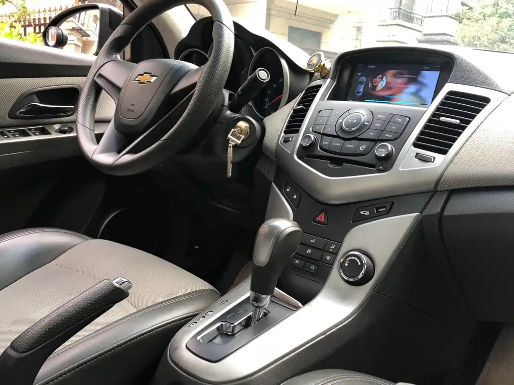 CHEVROLET CRUZE 2013