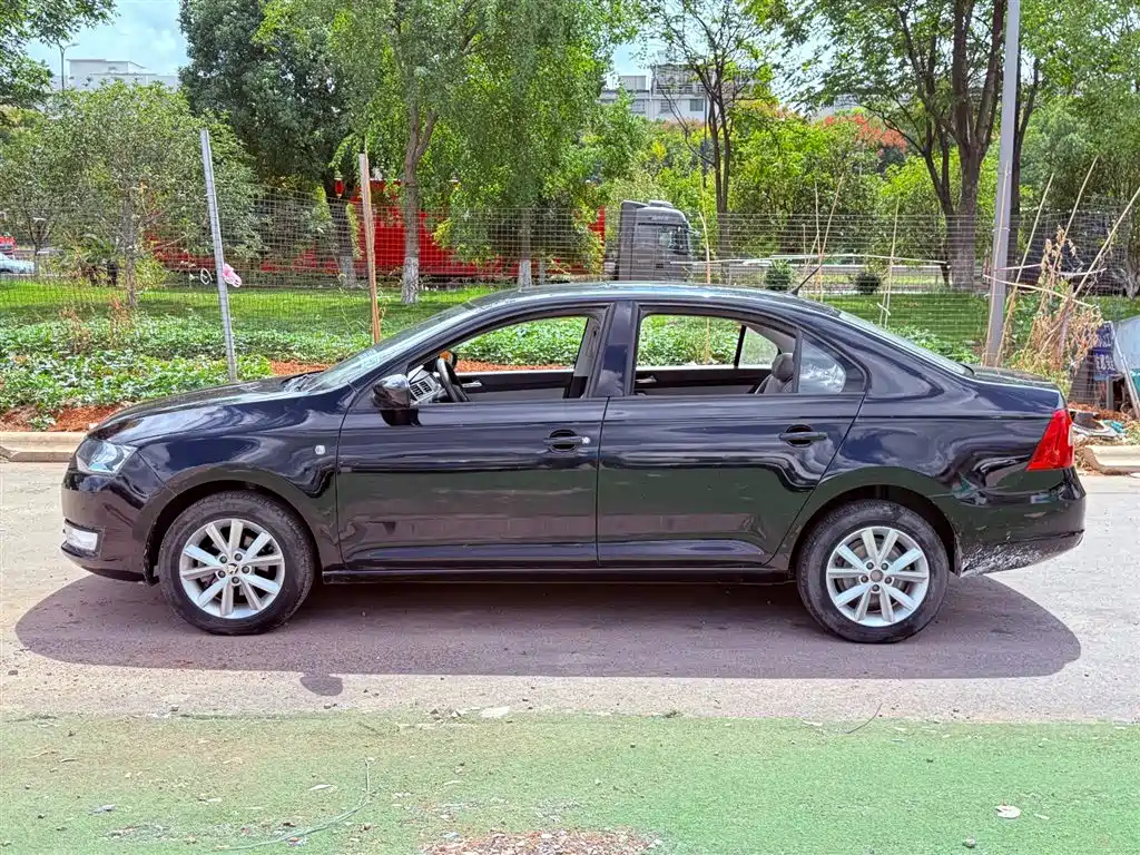 SKODA RAPID 2016