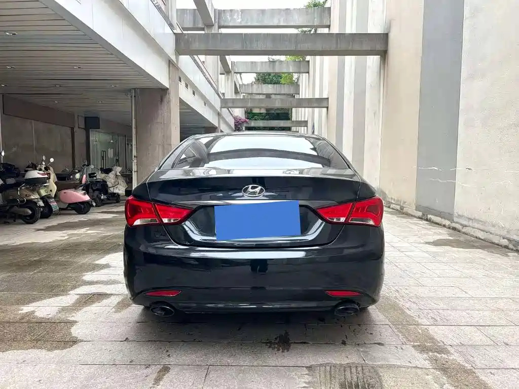 HYUNDAI SONATA 2013