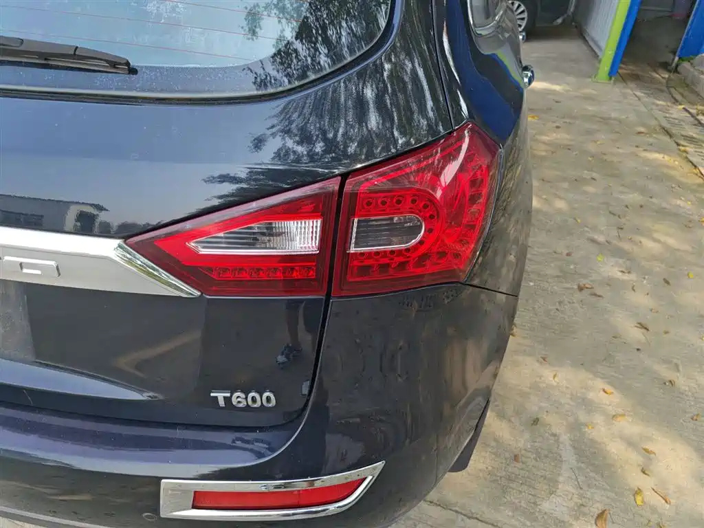 ZOTYE T600 2015