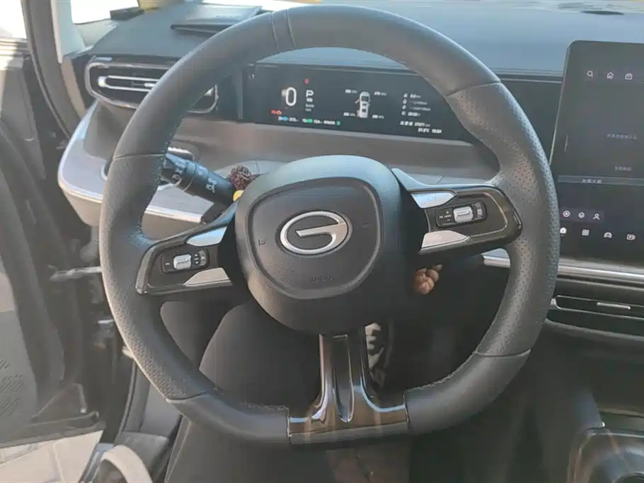 TRUMPCHI E8 NEW ENERGY 2024