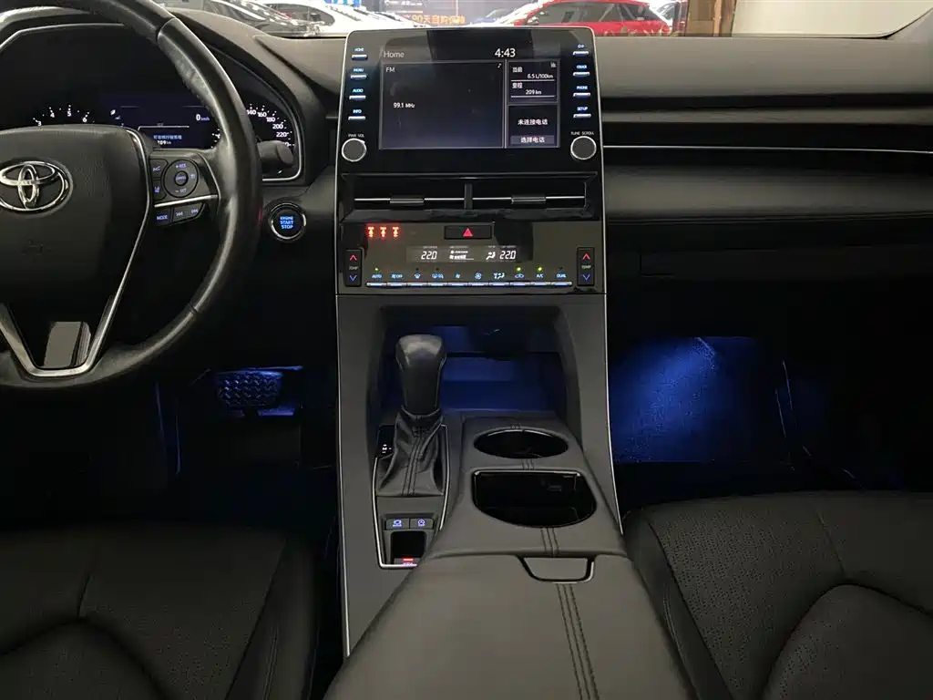 TOYOTA AVALON 2019