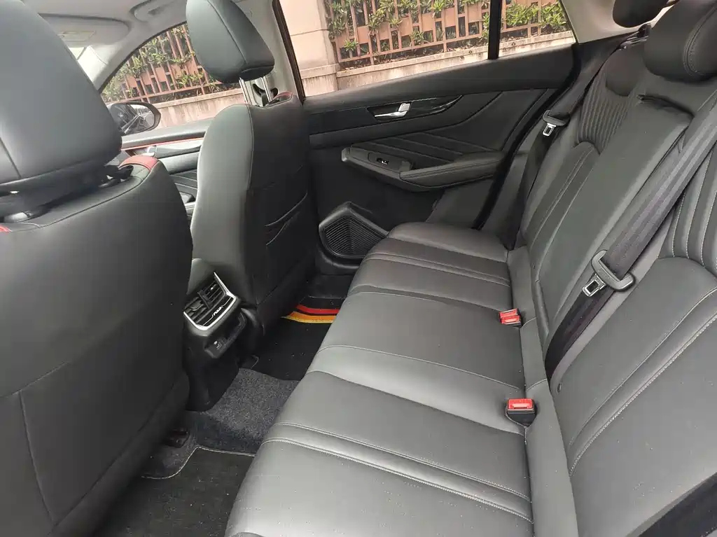 DONGFENG AEOLUS MAX 2023