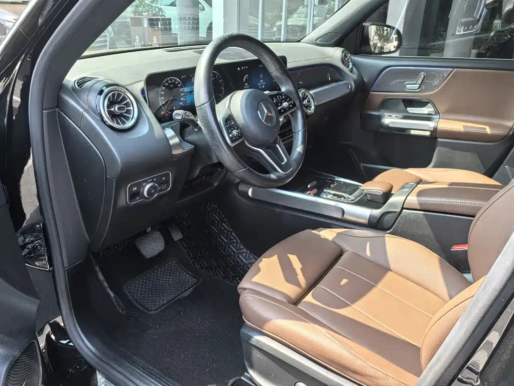 MERCEDES BENZ GLB 2020