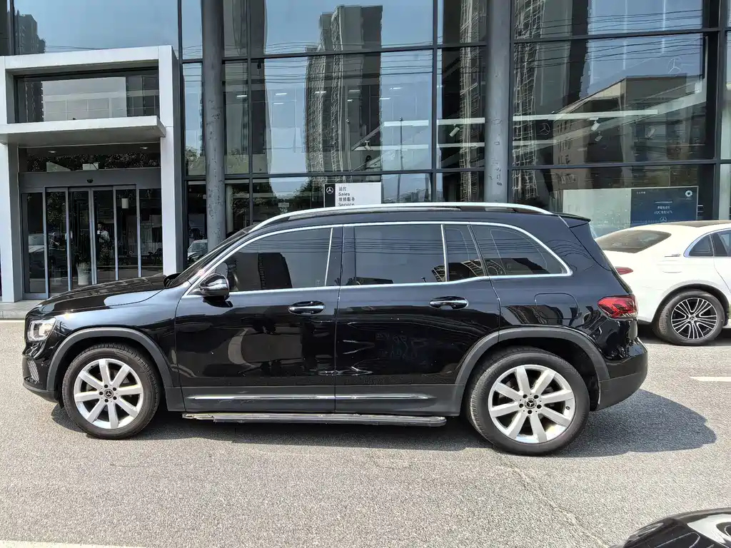 MERCEDES BENZ GLB 2020