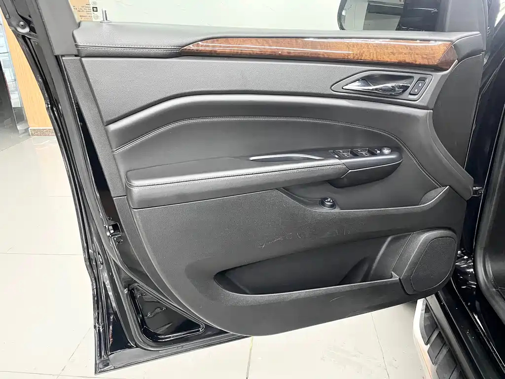 CADILLAC SRX 2015