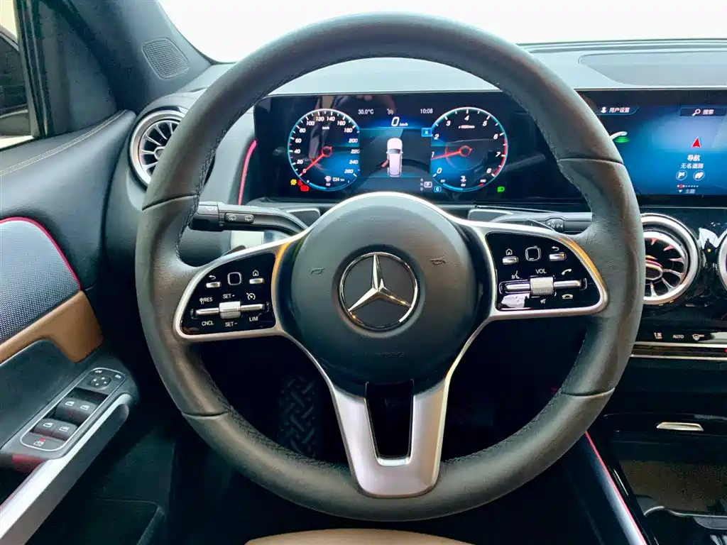 MERCEDES BENZ GLB 2022