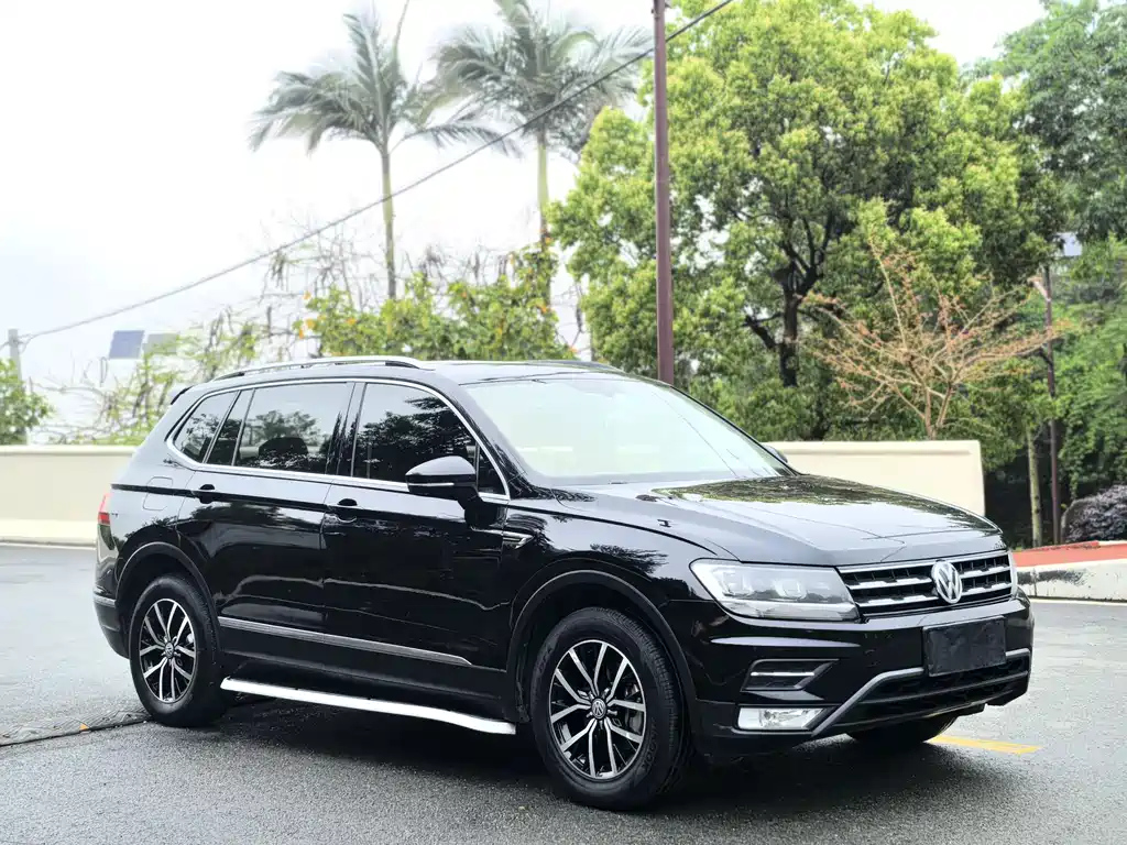 VOLKSWAGEN TIGUAN L 2018
