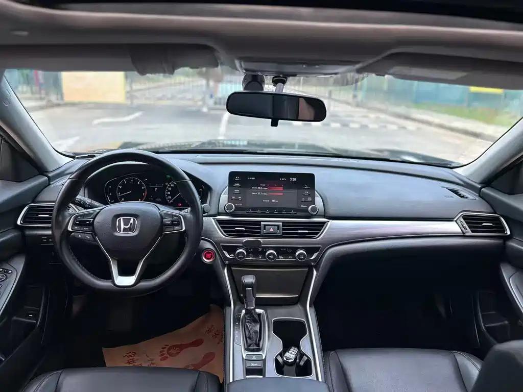 HONDA ACCORD 2020