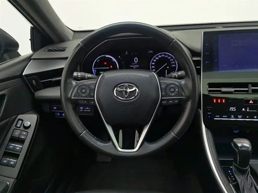 TOYOTA AVALON 2023